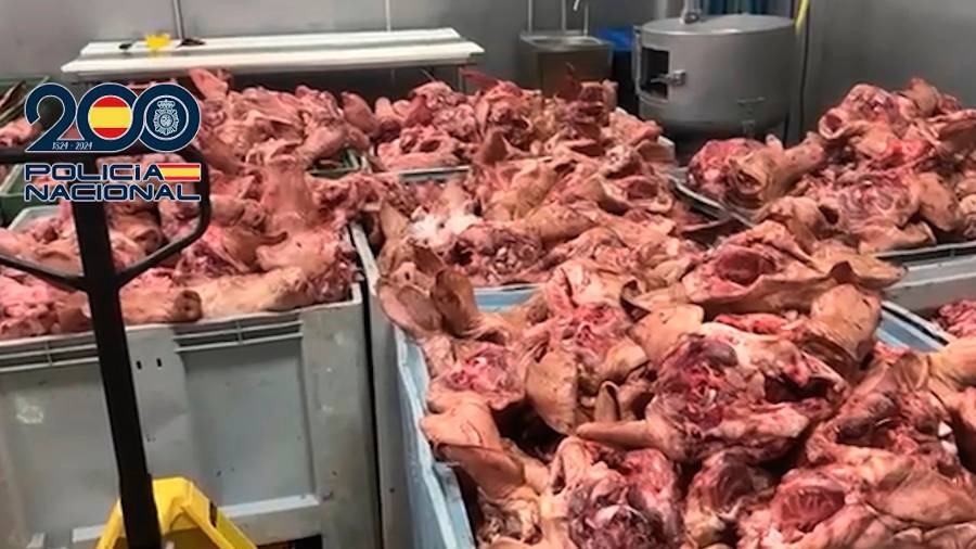 Imagen de archivo de carne adulterada incautada por la Policía Nacional
