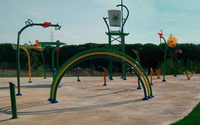 Cerca de 25 juegos y estructuras forman la nueva zona