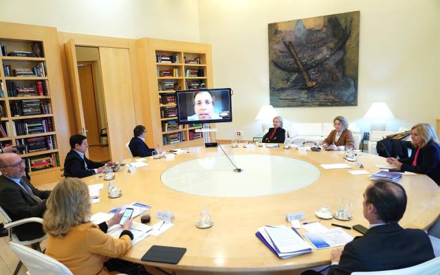 El alcalde, José Luis Martínez-Almeida, preside a distancia la Junta de Gobierno