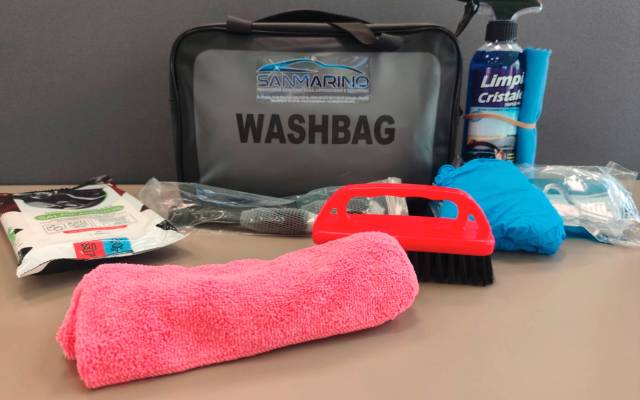 Esmasa equipa su flota con diversos kits para limpiar las cabinas