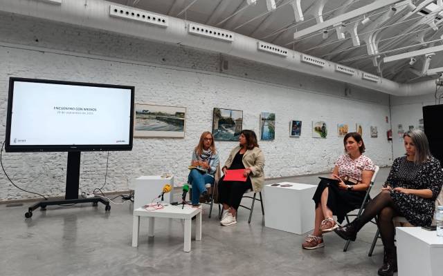 La alcaldesa, Sara Hernández, presentó algunas de las iniciativas horas antes del Debate