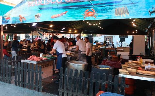 El municipio cierra junio con la Feria del Marisco