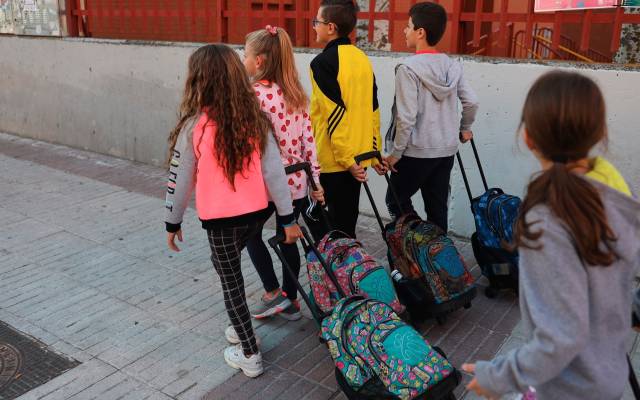 Las ayudas alcanzan un máximo de 400 euros por estudiante