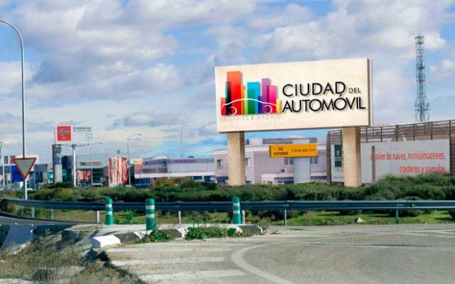 Exterior de la Ciudad del Automóvil