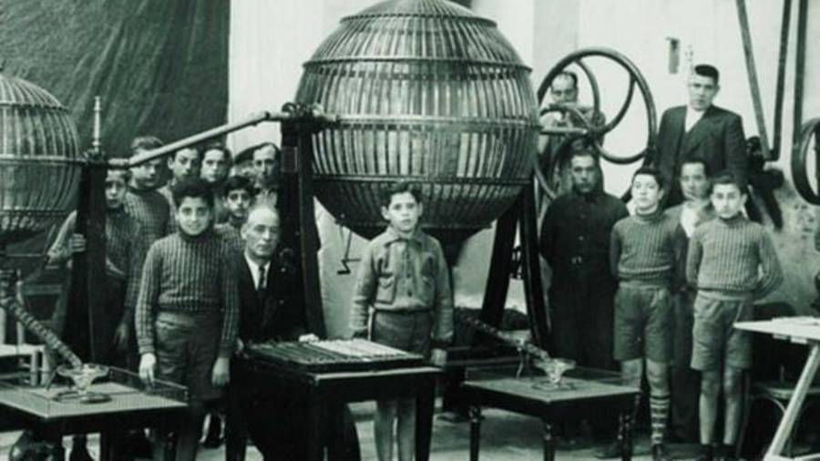 Antiguo Sorteo Extraordinario de la lotería de Navidad