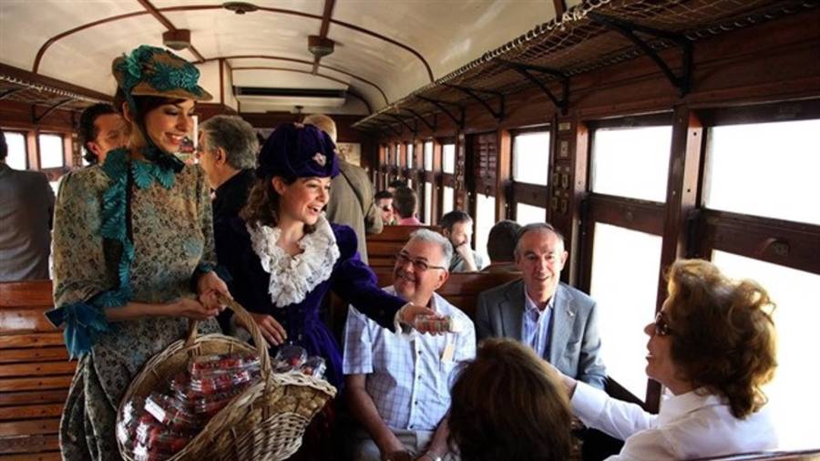 Foto de archivo de un vagón de este tren que viaja al pasado