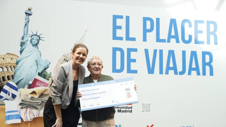 La consejera de Familia, Juventud y Asuntos Sociales, Ana Dávila, en la presentación de las Rutas culturales para 2026