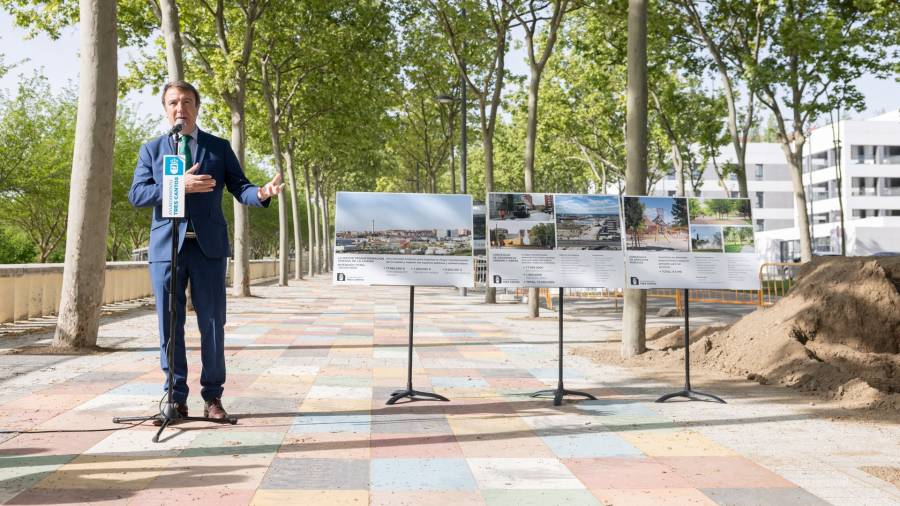 El alcalde, Jesús Moreno, durante la presentación de un plan de inversiones de transformación urbanística dotado de 29 millones de euros POLITICA AYUNTAMIENTO DE TRES CANTOS