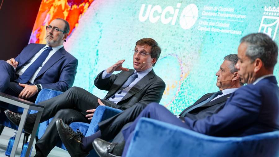 El alcalde de Madrid, José Luis Martínez-Almeida, en Fitur 2026