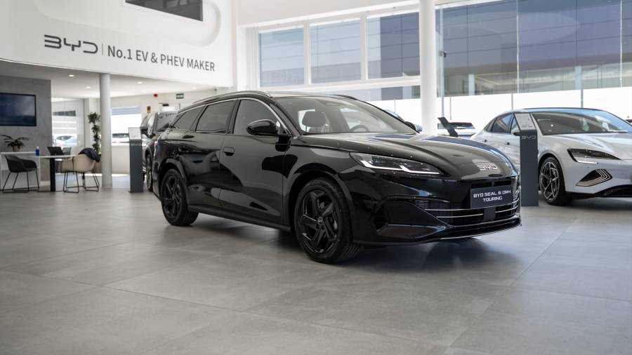 BYD lanza la nueva gama Seal 6 DM-i de la mano de AstaraRetail