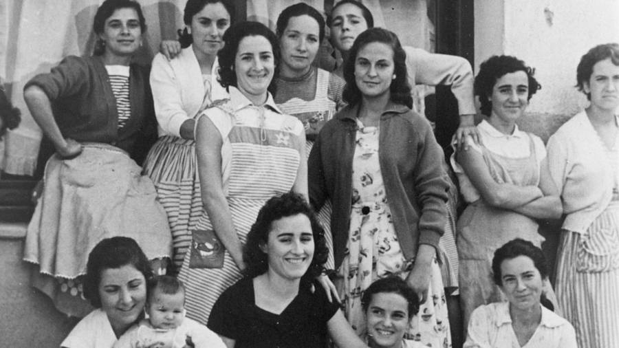 Imagen del Archivo Municipal que rescata la memoria femenina del siglo XX en una exposición por el 8M