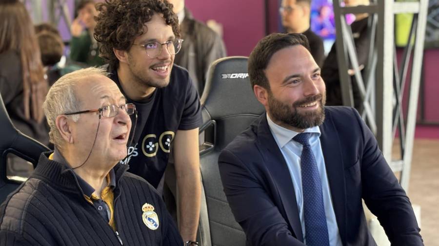 El concejal delegado de Innovación y Emprendimiento, Ángel Niño, en las ‘Jornadas Intergeneracionales Gaming’, organizadas por Madrid in Game