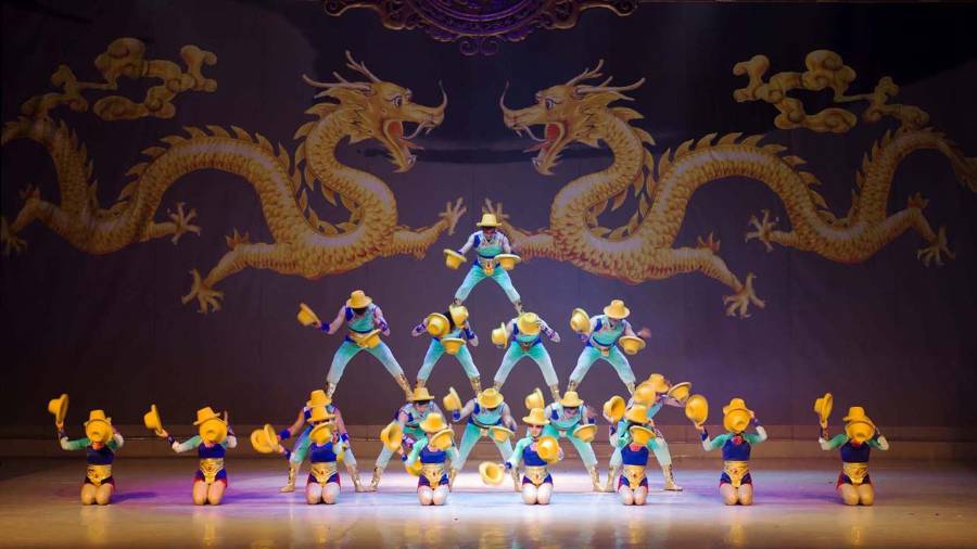 Escena del espectáculo del Gran Circo Acrobático de China