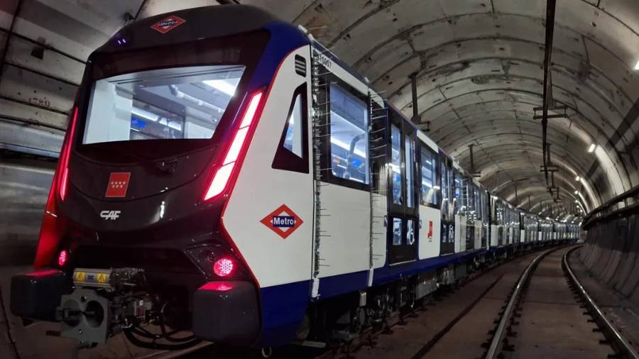 Pruebas de los trenes automáticos que operarán en la L6