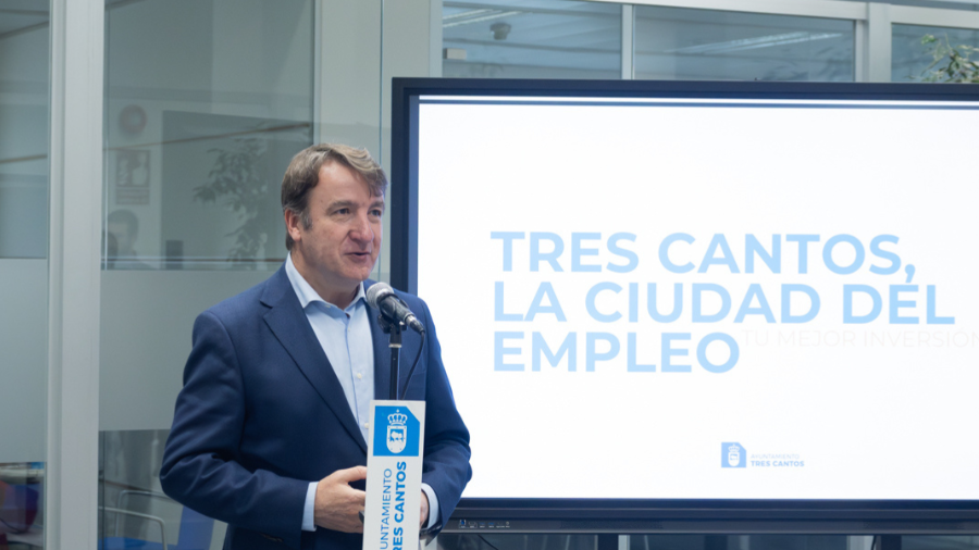 El alcalde, Jesús Moreno, durante la presentación de la Estrategia Integral de Desarrollo Económico