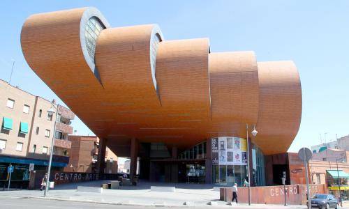 Fachada del Centro de Arte Alcalde García de Vinuesa
