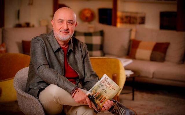 Pablo Álvarez, con la novela premiada