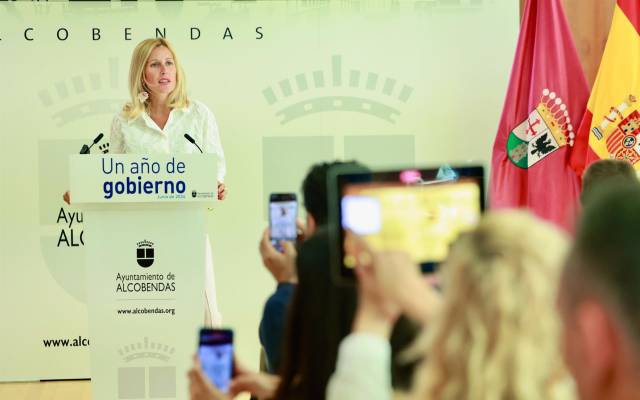 Rocío García, alcaldesa de la ciudad, durante la rueda de prensa de balance del primer año de legislatura