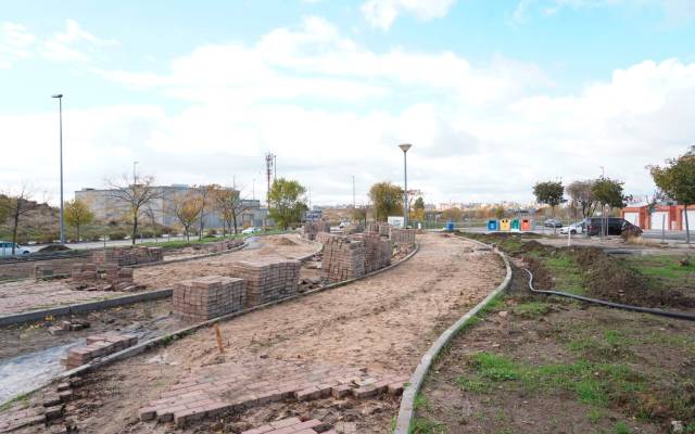 Trabajos de ajardinamiento en el Corredor Verde