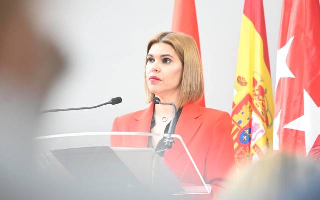 La alcaldesa de Alcalá de Henares, Judith Piquet, presenta el Plan Estratégico de Desarrollo Económico y Empleo