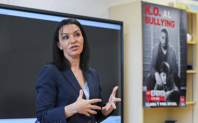 La consejera de Educación, Ciencia y Universidades, Mercedes Zarzalejo, presenta la campaña ‘K.O. al Bullying’