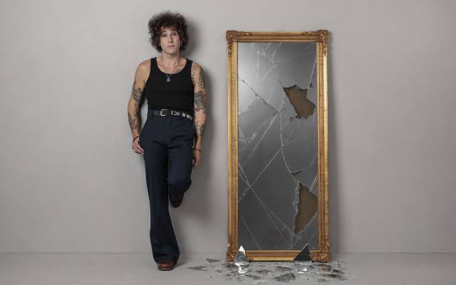 “Las canciones no solucionan nada, pero nos ayudan a seguir adelante”