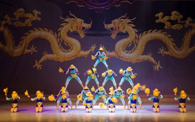 Escena del espectáculo del Gran Circo Acrobático de China