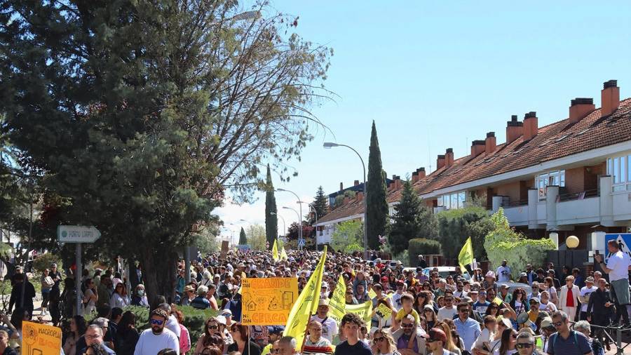 Manifestación convocada por la Plataforma Stop Biogás Colmenar Viejo-Tres Cantos en contra del proyecto que se está desarrollando en la zona