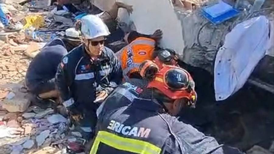 El ERICAM coordina una docena de equipos internacionales para buscar supervivientes de los terremotos en Venezuela