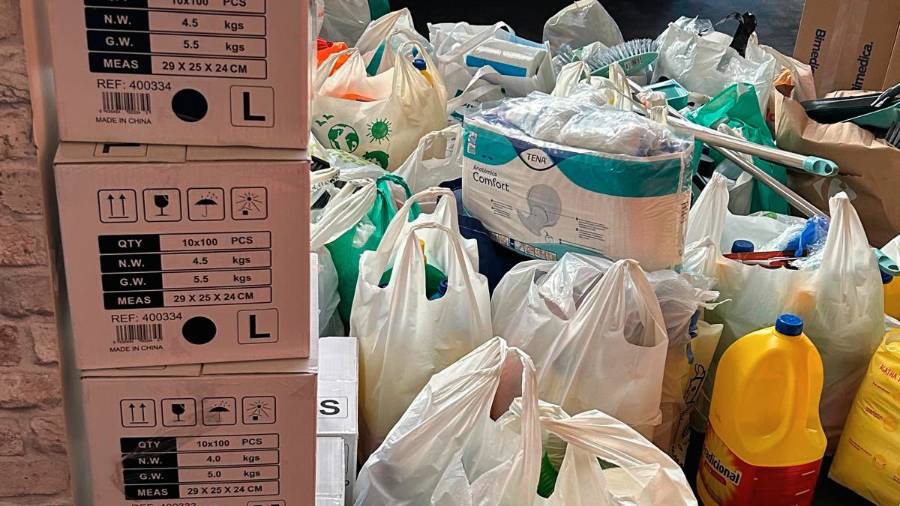 Los donantes recibirán entradas por alimentos no perecederos