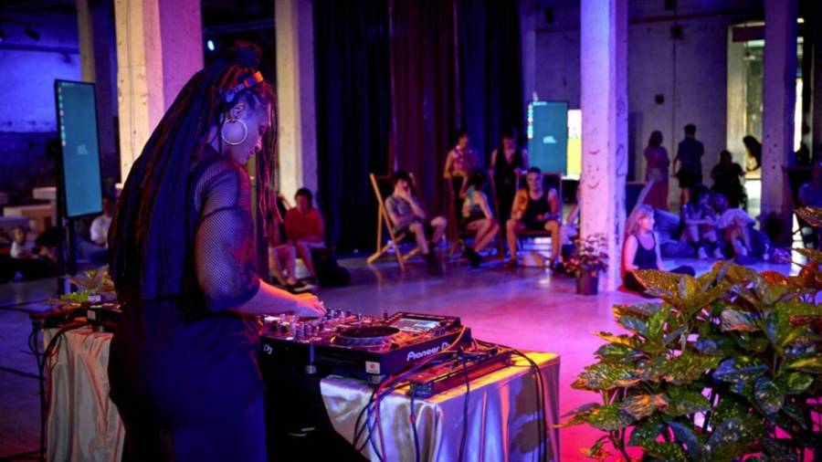 Actuación en 'Un cuarto de estar para la ciudad' en Matadero