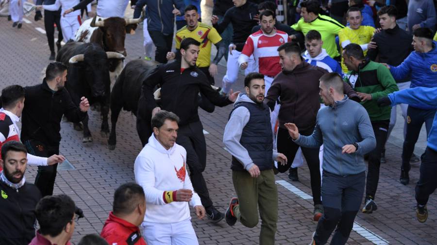 Foto de archivo de un encierro en fiestas