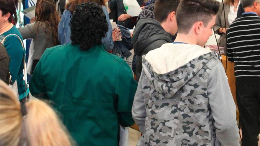 Darán las claves para entender la adolescencia en casa