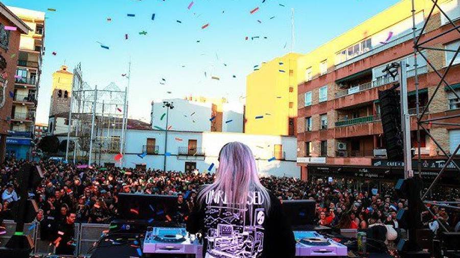 El DJ Vicente One More Time en la Tarde Buena Dance de Móstoles en 2024