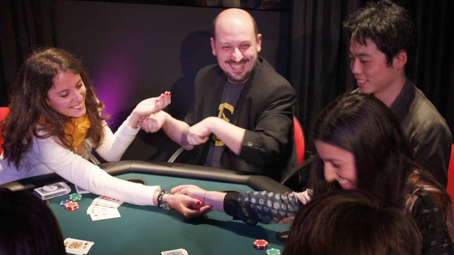 Woody Aragón en su espectáculo ‘La Gran Timba’