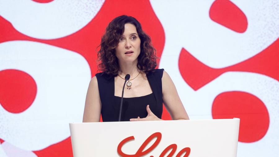 La presidenta de la Comunidad de Madrid, Isabel Díaz Ayuso, anuncia que Lilly invertirá más de 153 millones en trasformar la planta de Alcobendas en Centro de Excelencia Global