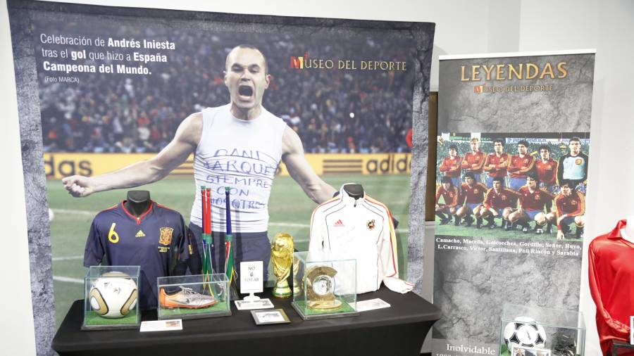Parte del espacio dedicado al fútbol