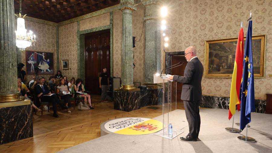 El delegado del Gobierno en Madrid, Francisco Martín, en un momento de la rueda de prensa