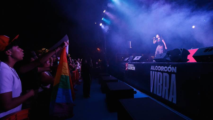 Las canchas se llenan de música y talento joven