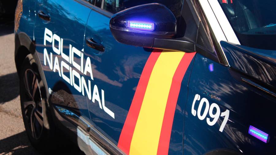 Imagen de archivo de un vehículo de la Policía Nacional