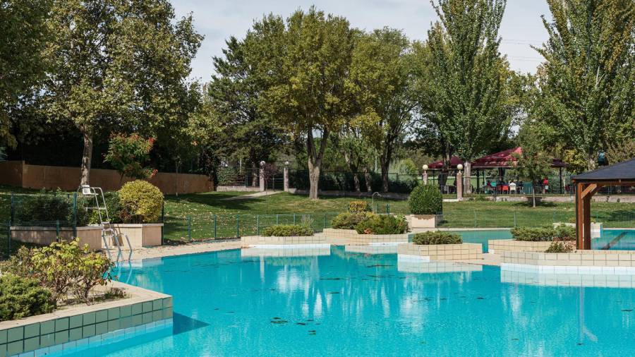 Piscina municipal de verano