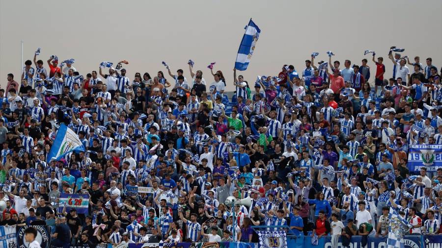 Aficionados del Leganés durante la Liga