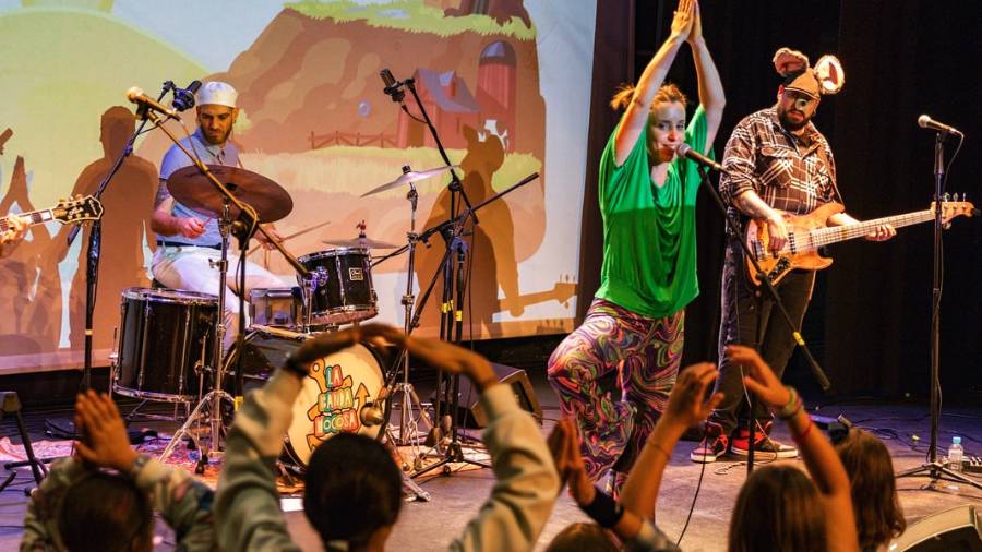 Talleres y espectáculos refuerzan la participación de la infancia