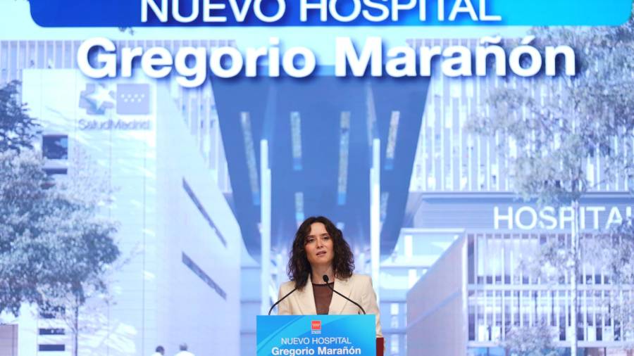La presidenta regional, Isabel Díaz Ayuso, presenta el proyecto de reforma integral y ampliación del Hospital Gregorio Marañón