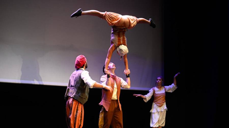 Momento de actuación en la presentación del ‘Festival Hispanoamericano del Siglo de Oro. Clásicos en Alcalá’