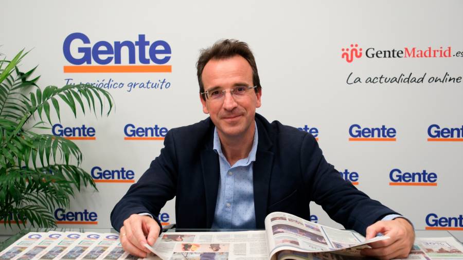 El alcalde, durante su visita a GENTE