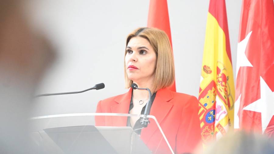 La alcaldesa de Alcalá de Henares, Judith Piquet, presenta el Plan Estratégico de Desarrollo Económico y Empleo