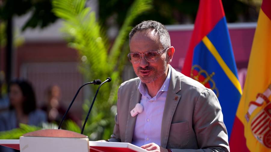 El Alcalde de Móstoles, Manuel Bautista, presenta el programa de las Fiestas del 2 de mayo