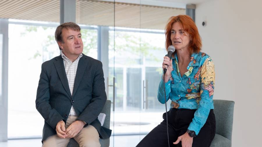 El alcalde, Jesús Moreno, y la concejala de Familia, Sonia Lolo, en la presentación de la programación del Día de la Familia