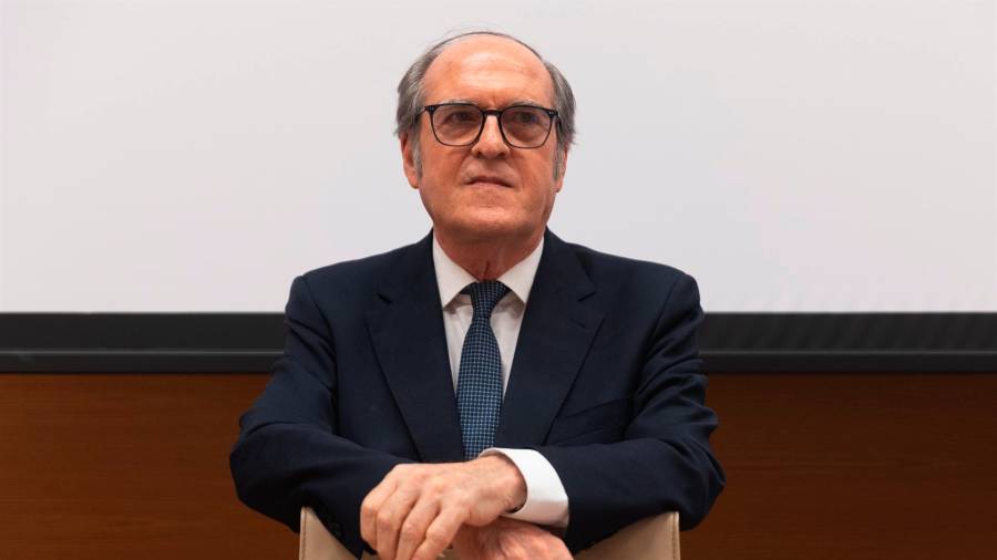 El Defensor del Pueblo, Ángel Gabilondo, durante su comparecencia en la comisión Mixta de Relaciones con el Defensor del Pueblo, a 17 de noviembre de 2025, en Madrid (España).